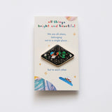 Alien Friendly Pin 外星人小襟章 (c)