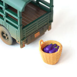 Tiny Q Uno-Series 10 - Isuzu N-Series 1993 Market Truck (Eggplant)